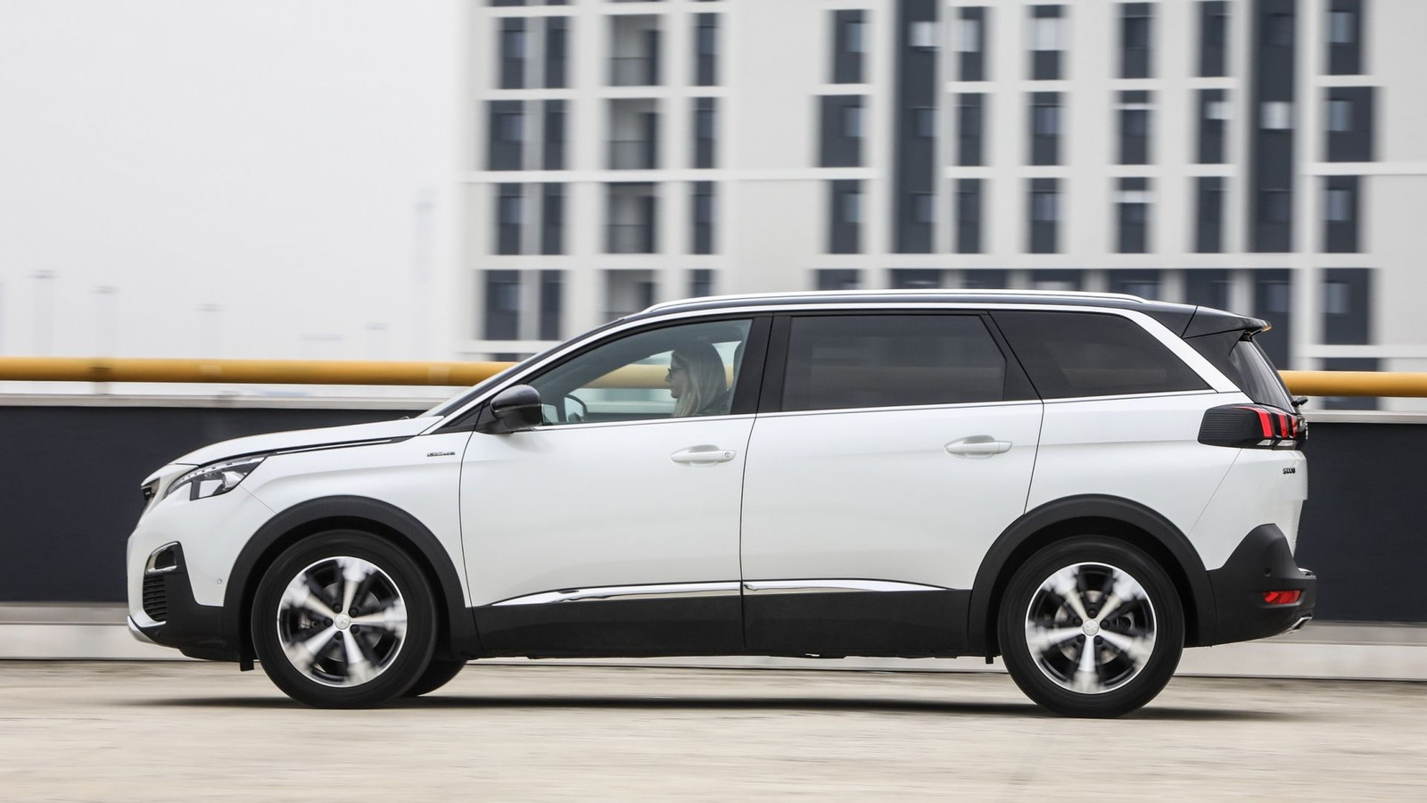 Peugeot 5008 GT — photo on Garage Streetcard