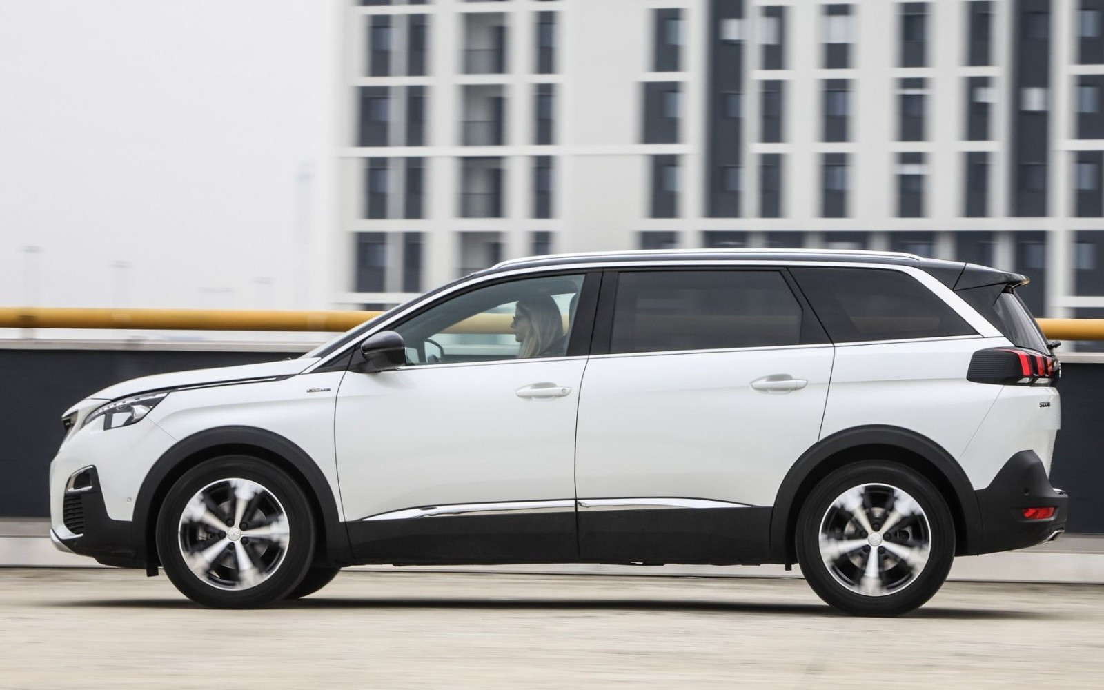 Peugeot 5008 GT — photo on Garage Streetcard